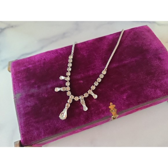 Joseph Weisner NY Clear Rhinestone Necklace - Picture 5 of 10
